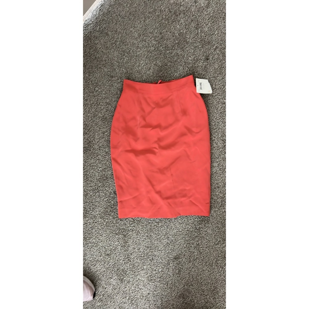 Dana Buchman Petites Coral Orange 100% Silk Pencil Skirt Size 2P NWT Flaw